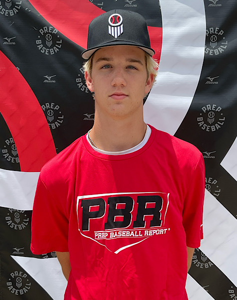 Carson Adomnik