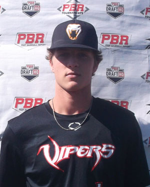 Bennett Holdener