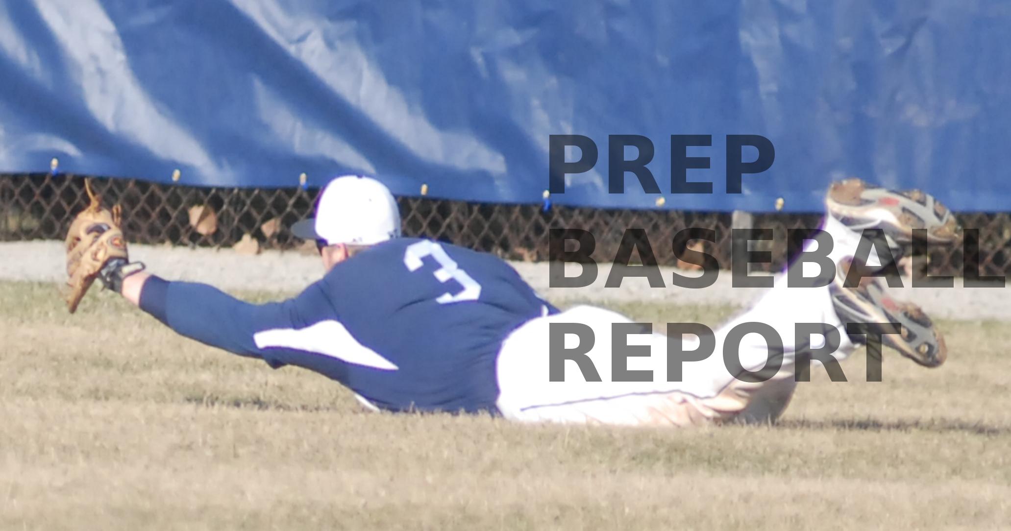 Zach Fielder diving catch against Defiance